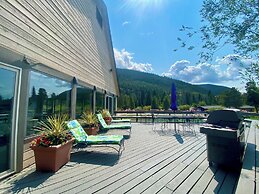 Montezuma 1771 by SummitCove Vacation Lodging