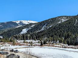 Montezuma 1771 by SummitCove Vacation Lodging