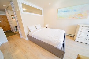 Lakeside 1496 by SummitCove Vacation Lodging