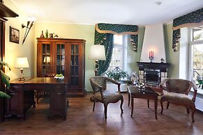 Guest House Konyushenniy Dvor