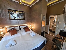 Urban Boutique Hotel