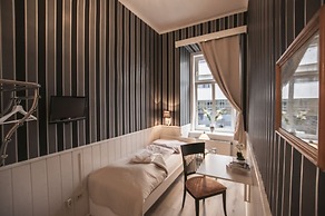 Urban Boutique Hotel