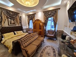 Urban Boutique Hotel