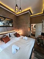 Urban Boutique Hotel