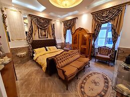 Urban Boutique Hotel