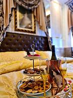 Urban Boutique Hotel