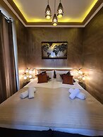 Urban Boutique Hotel