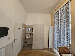 Urban Boutique Hotel