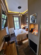 Urban Boutique Hotel