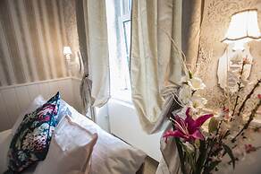 Urban Boutique Hotel