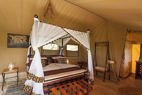 Gnu Ndutu Camp
