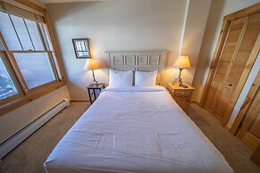 Buffalo Lodge 8381 by SummitCove Vacation Lodging