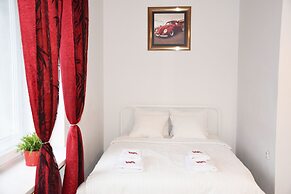 West Apartments Mazowiecka 7