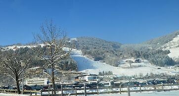 Apartment Mountain Panorama by Z-K-H Rentals