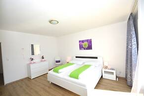 AREIT ONE Family Apartment