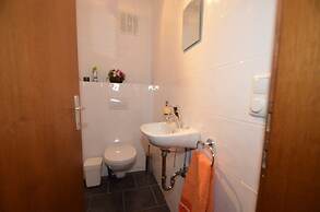 Foxes Mountain View by Z-K-H Rentals