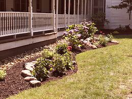 Rosemont Inn Resort B&B