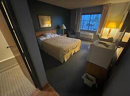Belgium Inn & Suites