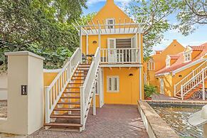 Curacao Gardens
