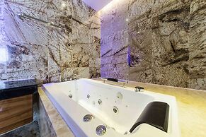 Guri Galmae Indi Present Hotel