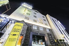 Hotel Yeogiuhtte Suwon Ingye