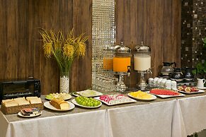 Lavender Riverside Hotel