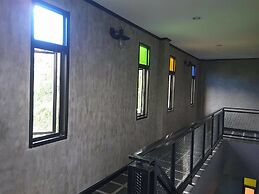 Lanta Chaolay Hostel