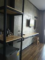 Lanta Chaolay Hostel