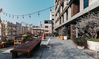 U.I.J Hotel & Hostel