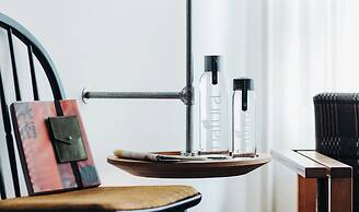 U.I.J Hotel & Hostel