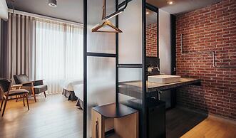 U.I.J Hotel & Hostel