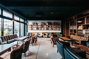 U.I.J Hotel & Hostel