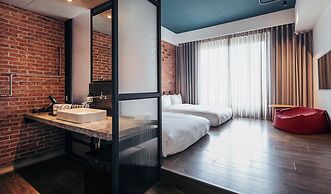 U.I.J Hotel & Hostel