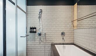 U.I.J Hotel & Hostel