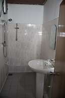 Senevi 9 Arch Homestay