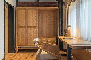 Dengfeng Qingjing Courtyard Hotel