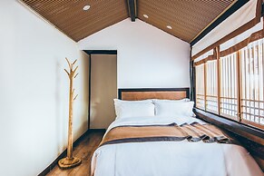 Dengfeng Qingjing Courtyard Hotel