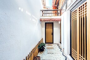 Dengfeng Qingjing Courtyard Hotel