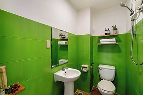 HoLo Fairy House Saigon Serviced HomeStay