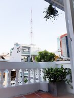 HoLo Fairy House Saigon Serviced HomeStay