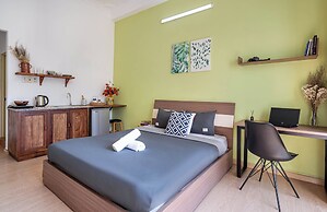 HoLo Fairy House Saigon Serviced HomeStay