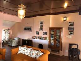 Tree of Life Grand Oak Manor, Binsar Wildlife Sanctuary