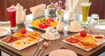 Tree of Life Grand Oak Manor, Binsar Wildlife Sanctuary