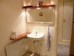 Klintholm Bed & Breakfast