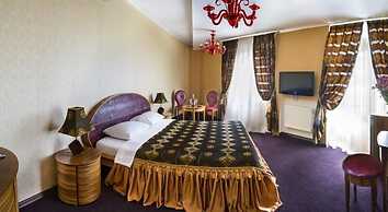 WellOtel Chernomorsk