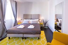 Rent In Rome - Flo's Apartment