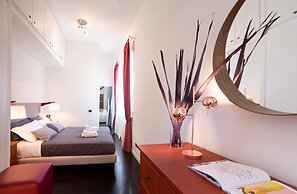 Rent In Rome - Flo's Apartment