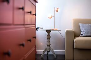 Rent In Rome - Flo's Apartment