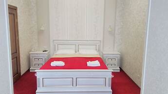 BeSt Hotel and Restaurant complex