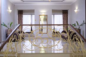 BeSt Hotel and Restaurant complex